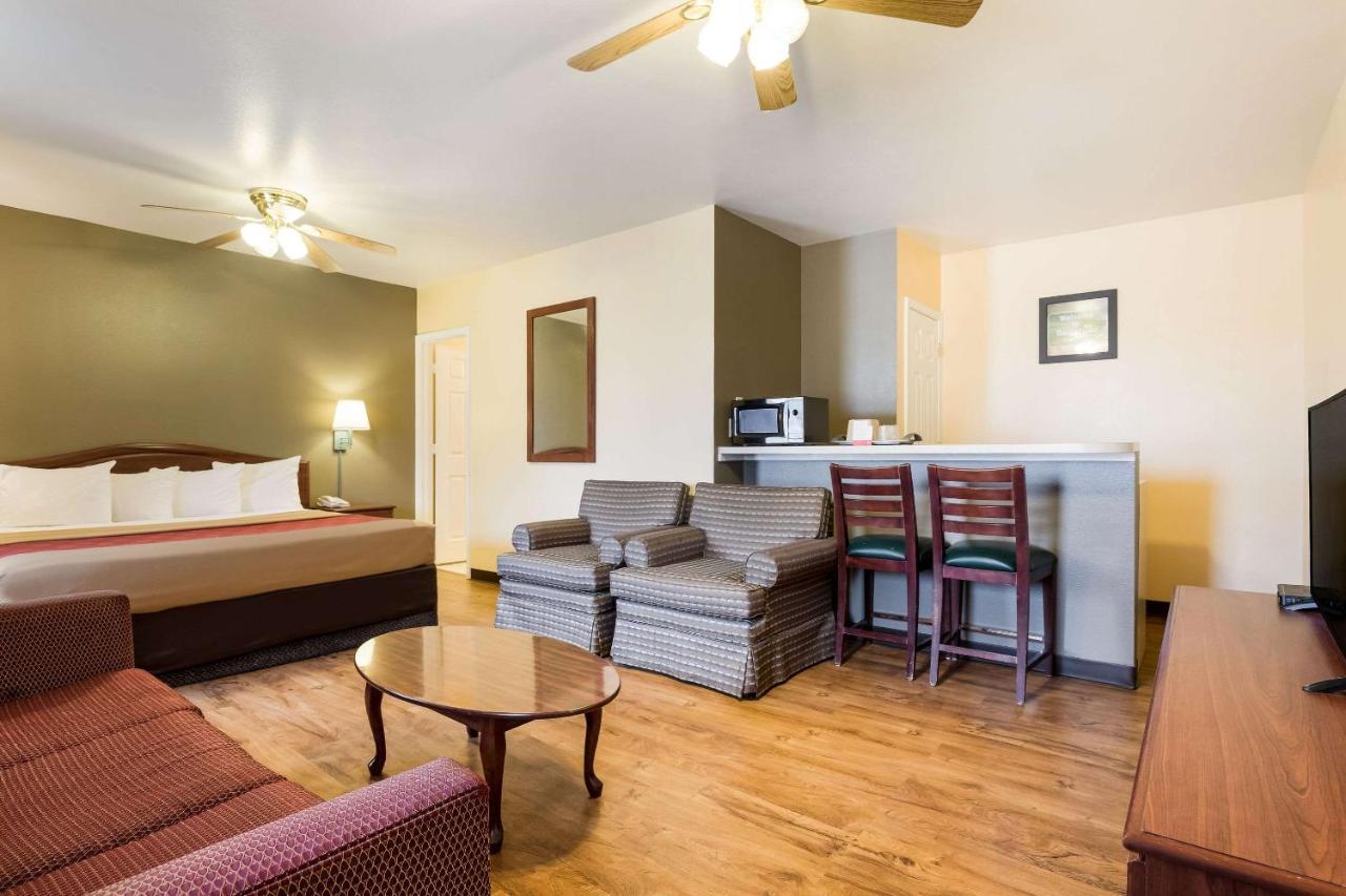 Econo Lodge Bartlesville Hwy 75 Extérieur photo